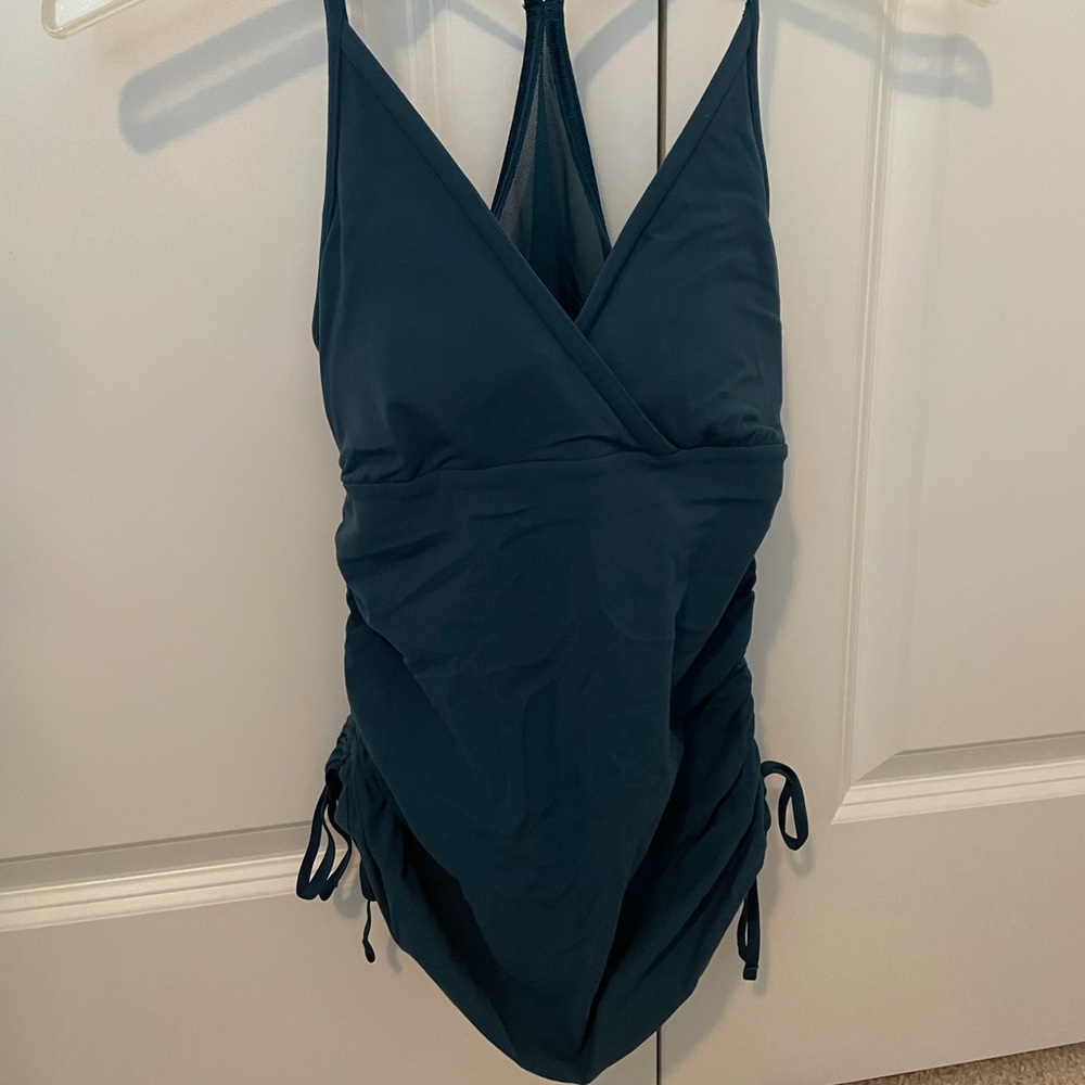 Lululemon top
